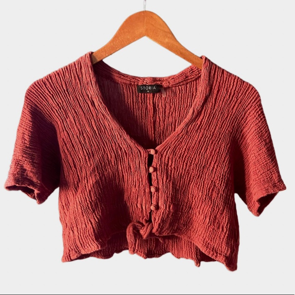 STORIA Rust Crinkle Cut Cropped Tie Waist Top